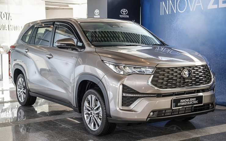 Cho thuê xe ô tô 7 chỗ tại Hải Phòng - Toyota Innova
