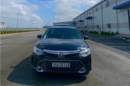Cho thuê xe Toyota Camry 2.5Q